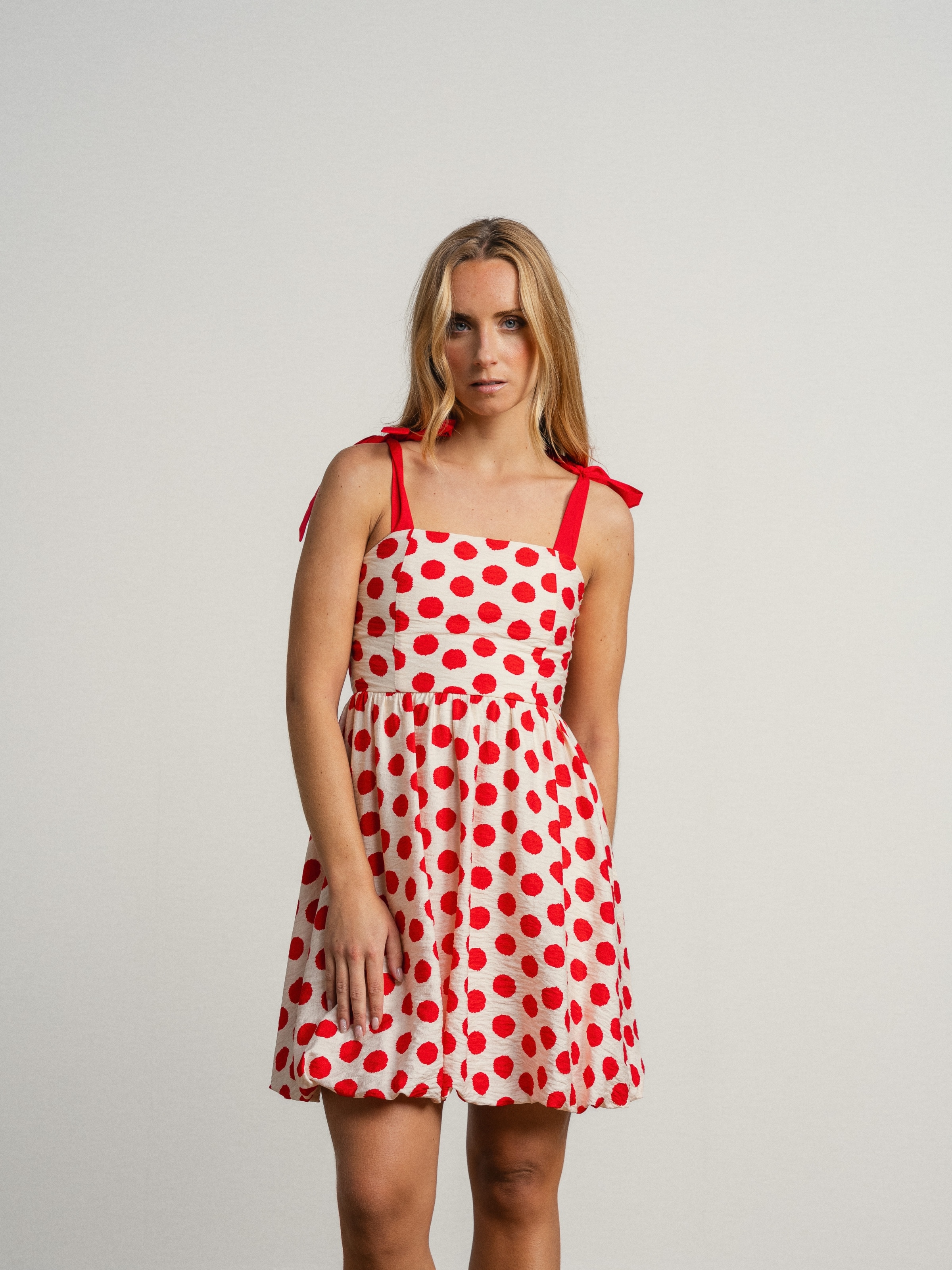 Imagem 0 de Vestido as bolinhas em balão