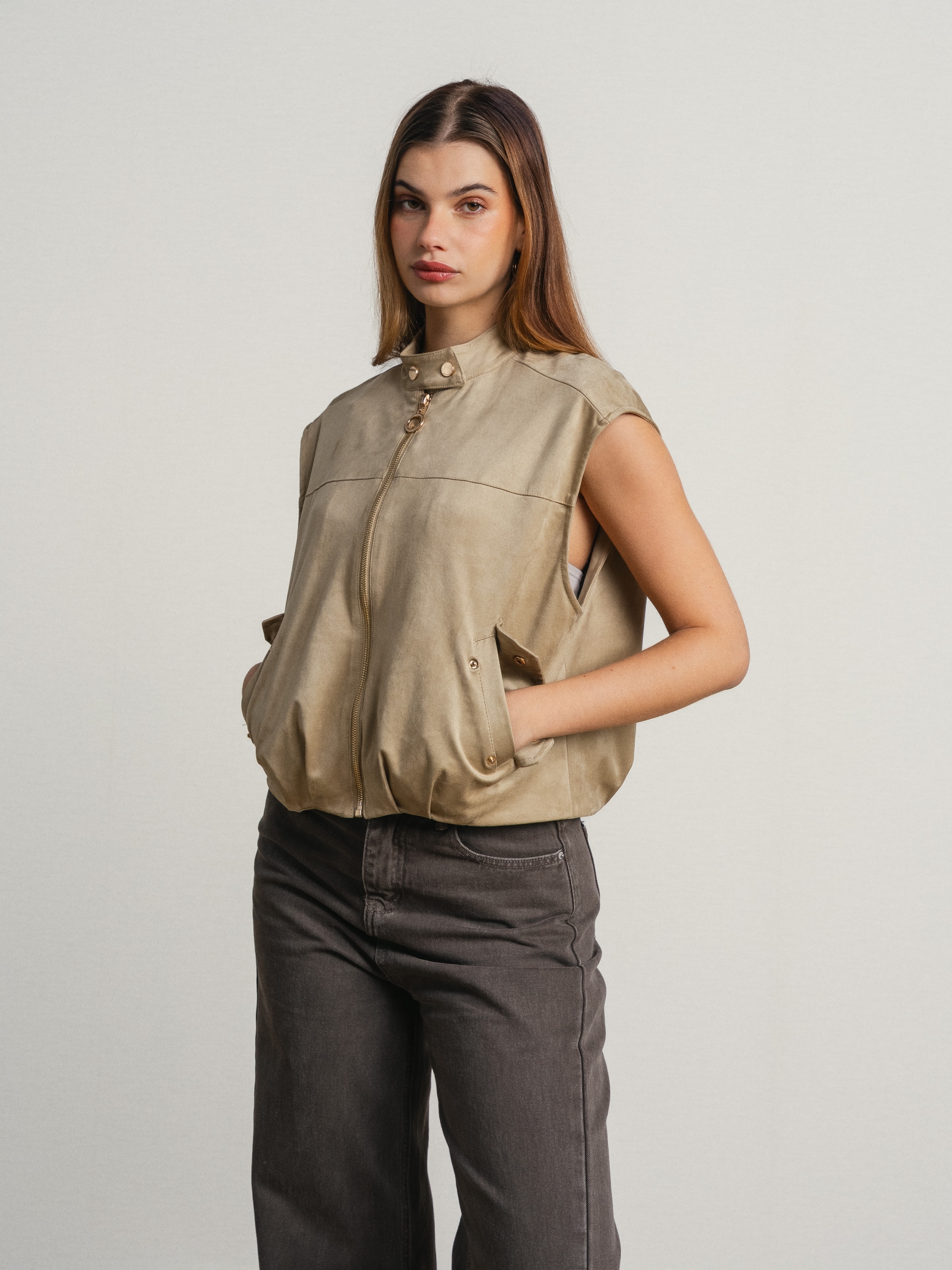Colete com bolsos Bege-1