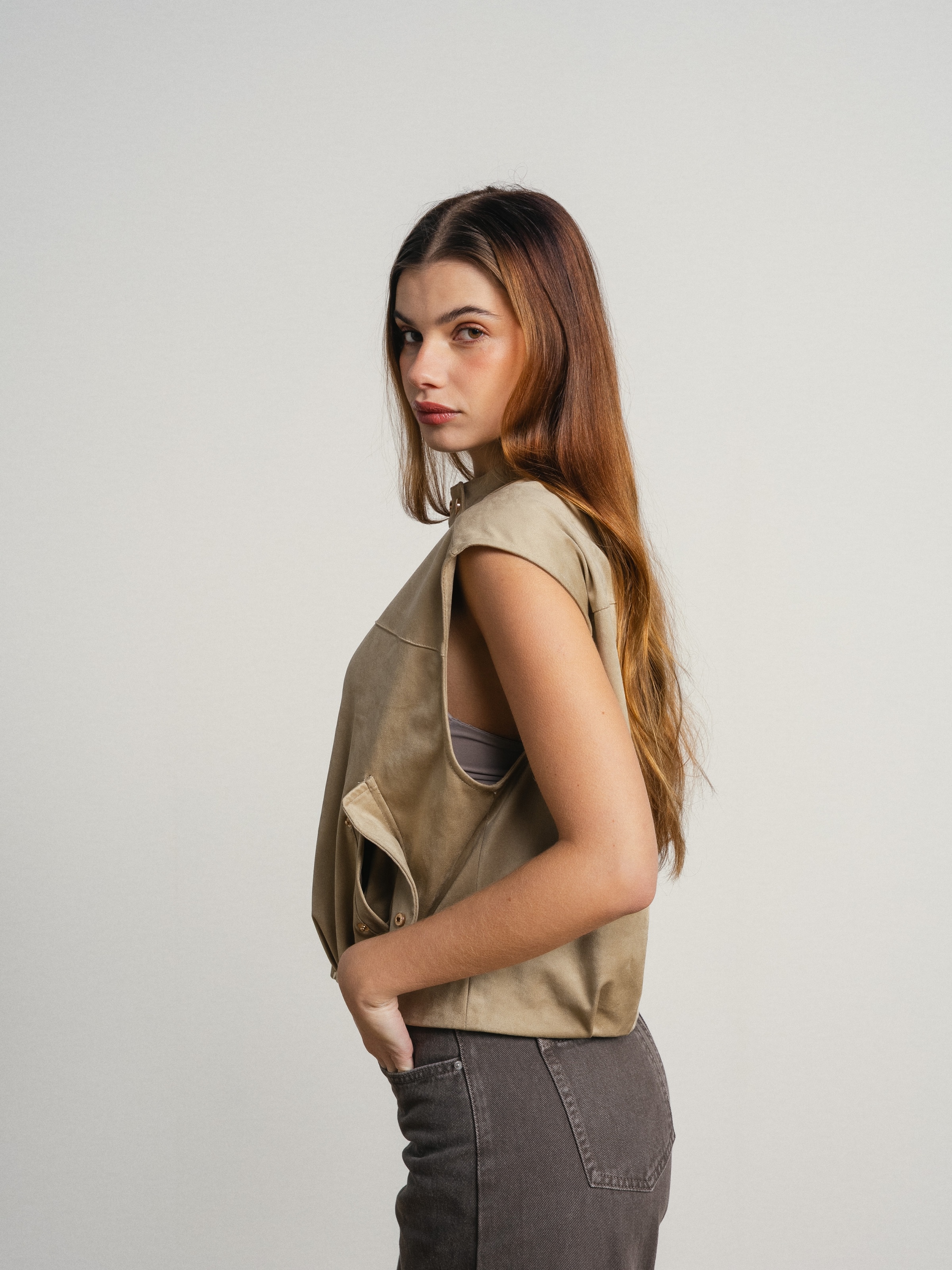 Colete com bolsos Bege-5