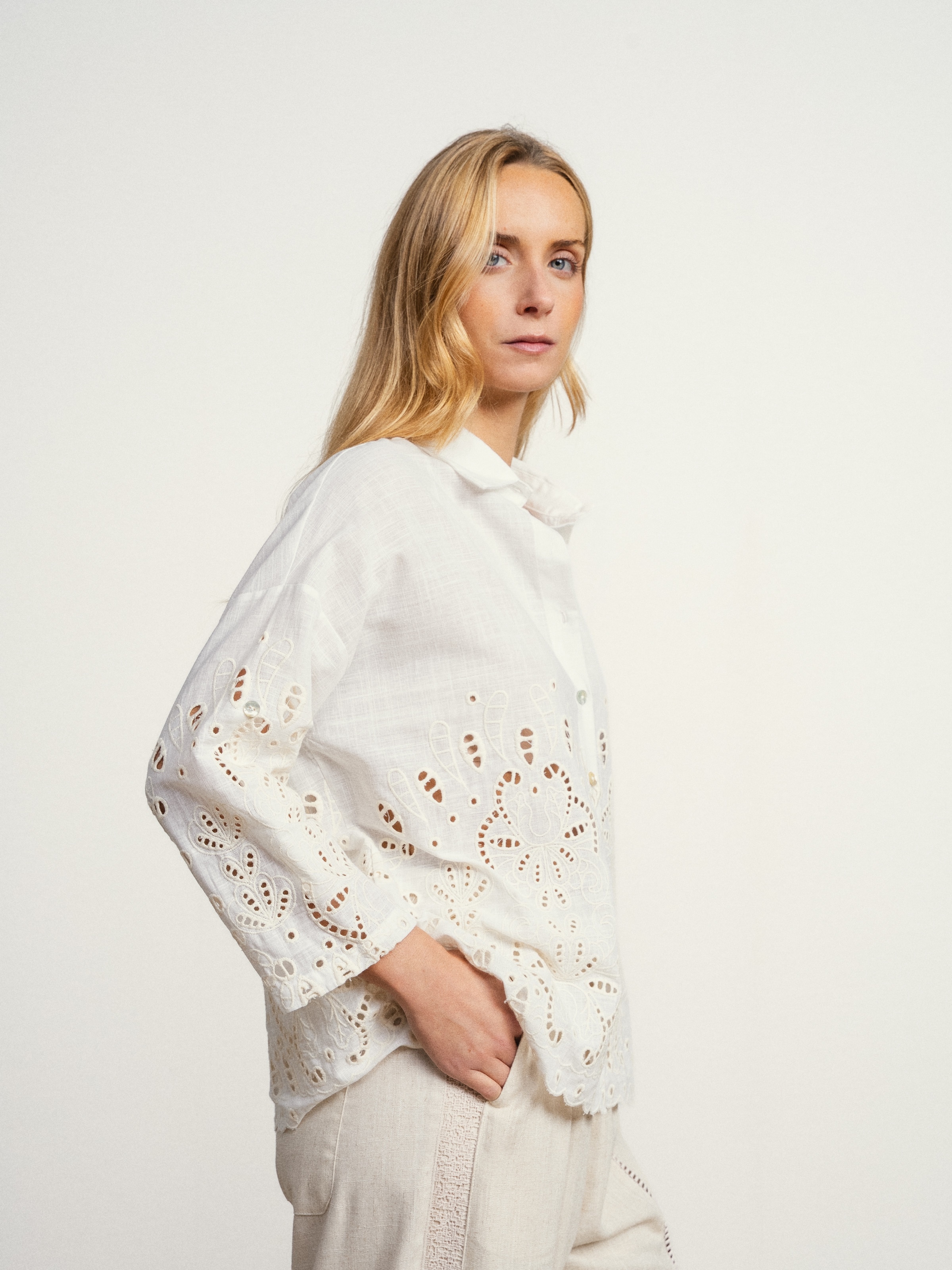Camisa de algodão com bordados Branco-3