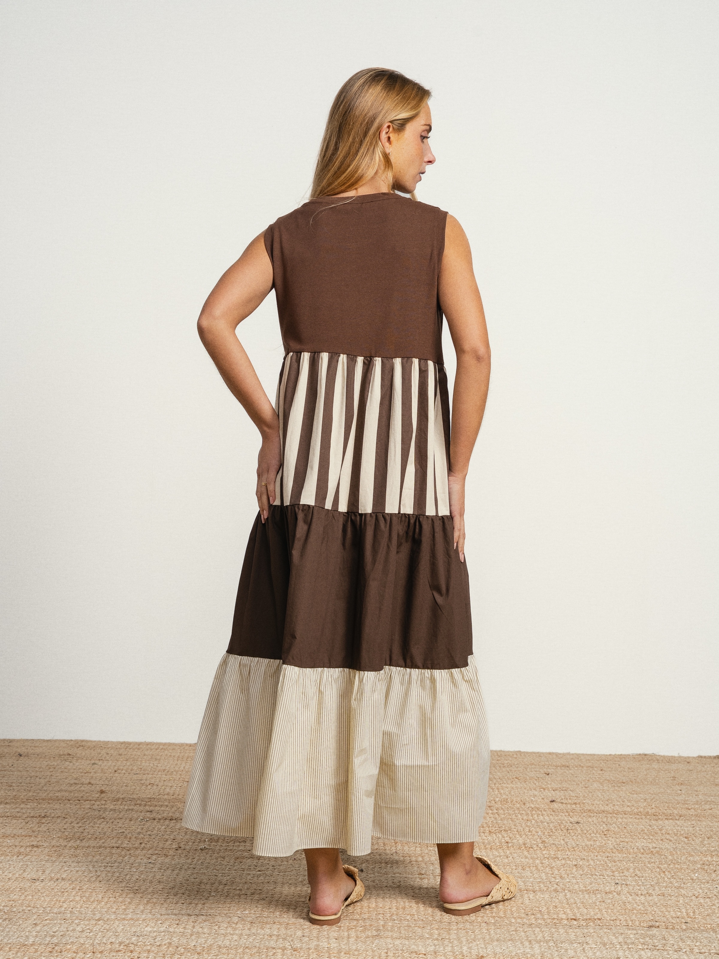 Vestido comprido Castanho-5
