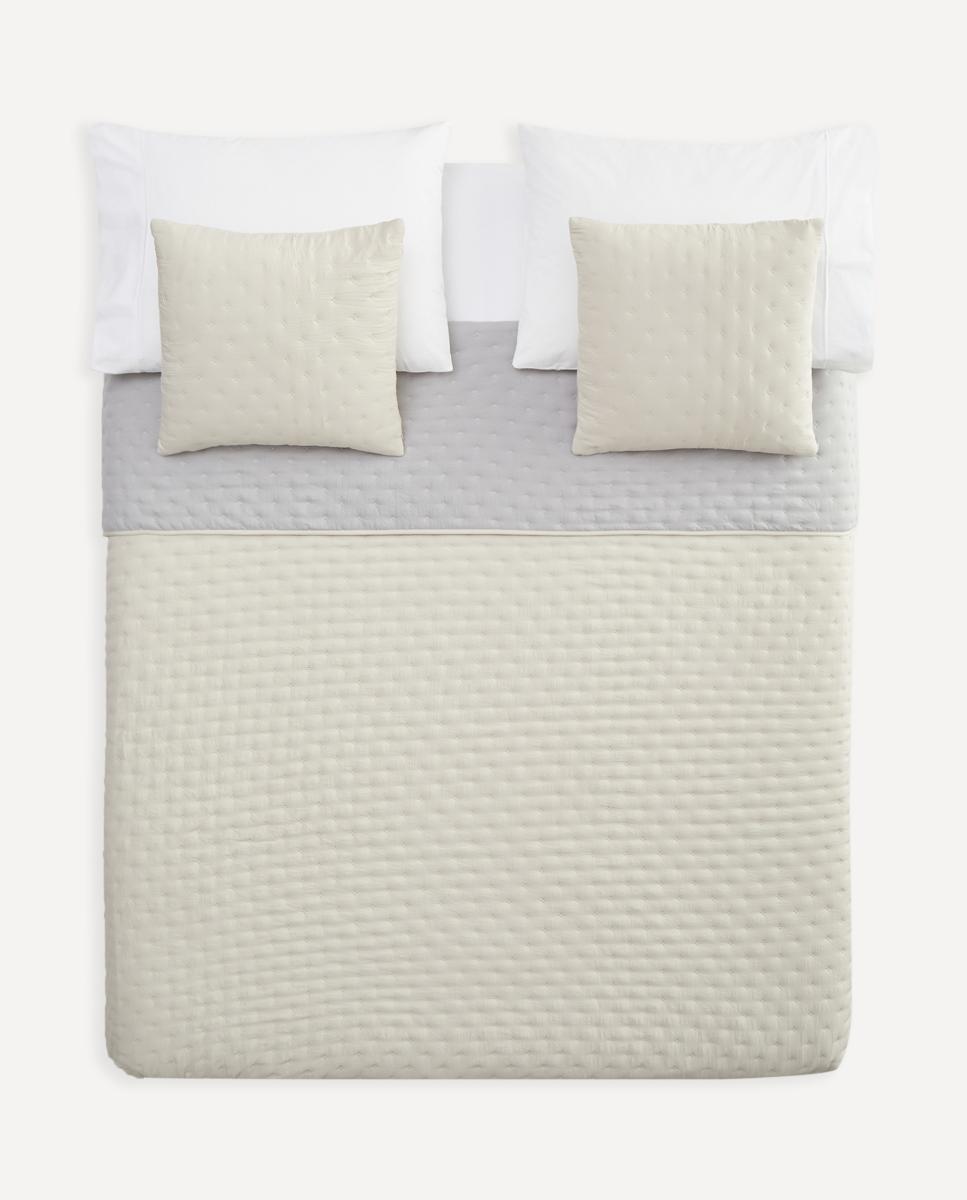 Imagen 0 de Edredón reversible con funda de cojín Ona Basics El Corte Inglés