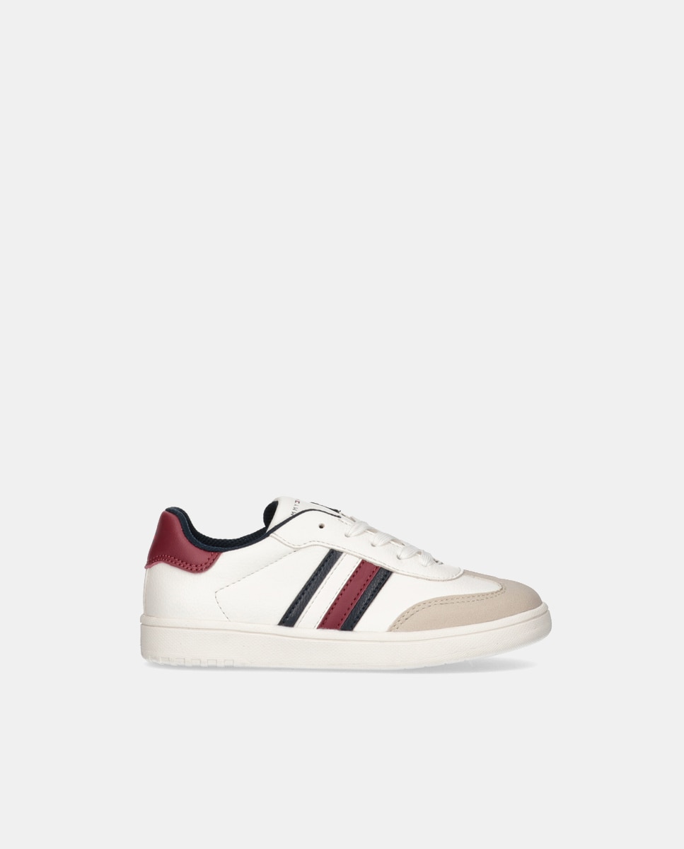 Imagen 0 de Zapatillas de niño tipo casco bajas logo