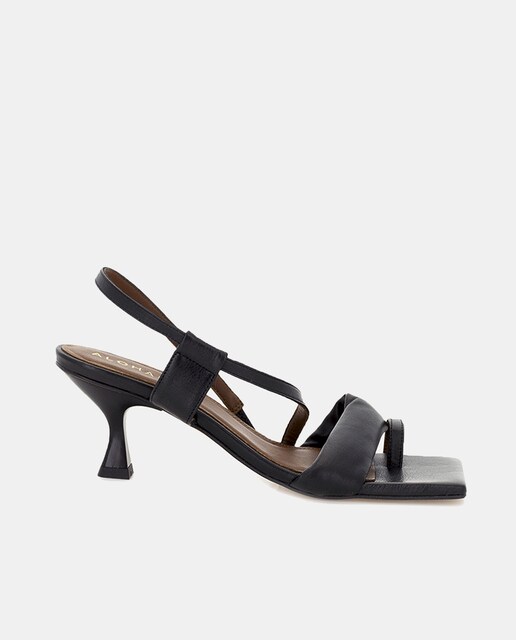 Imagen 0 de Sandalias de tacón Asymmetric Straps de mujer con puntera cuadrada tira acolchada y tacón embudo