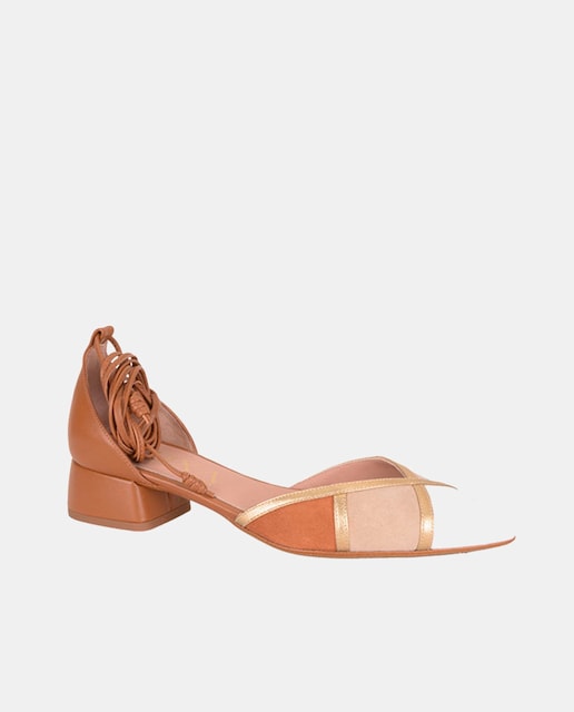 Imagen 0 de Zapatos de mujer con cordon atado al tobillo