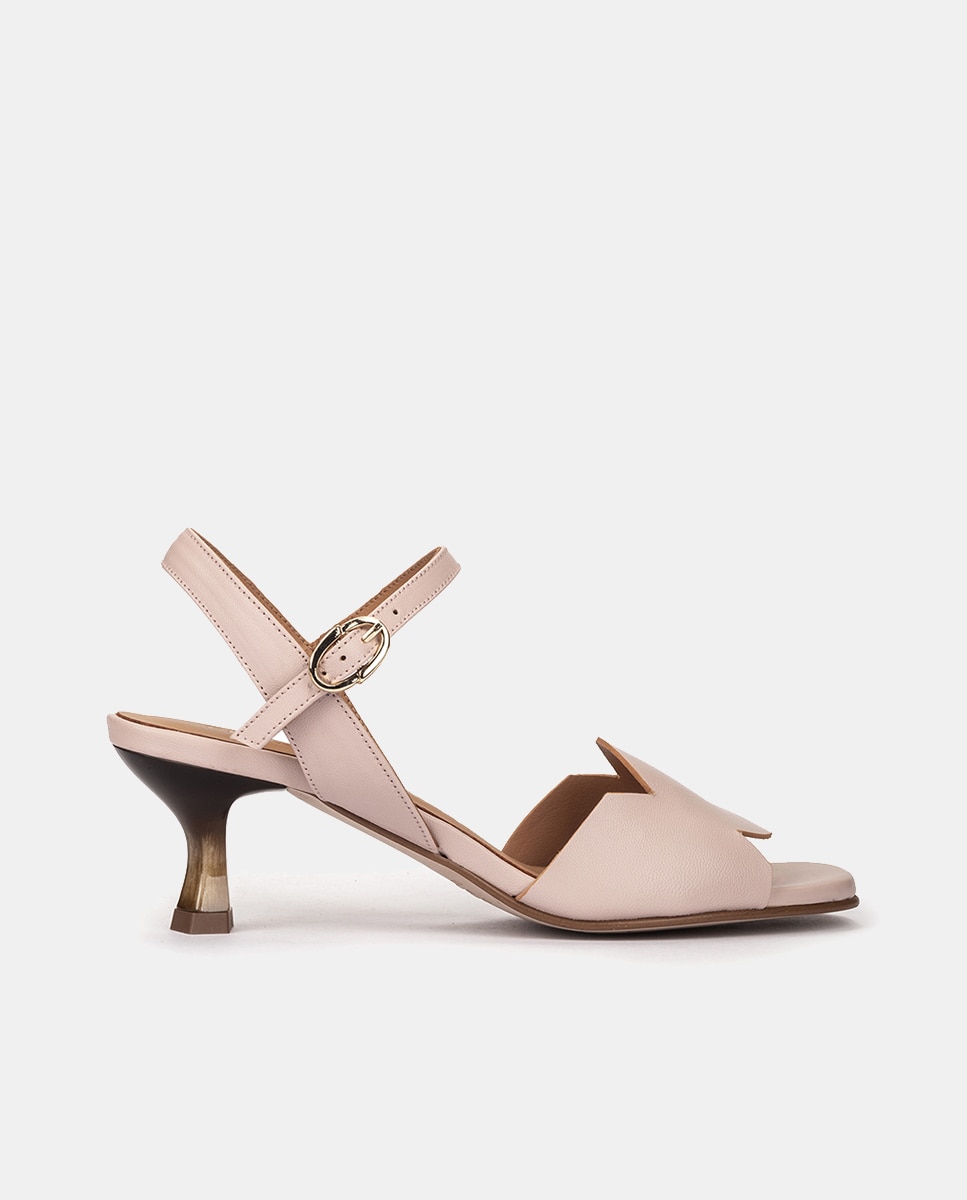 Imagen 0 de Sandalia de piel con kitten heel