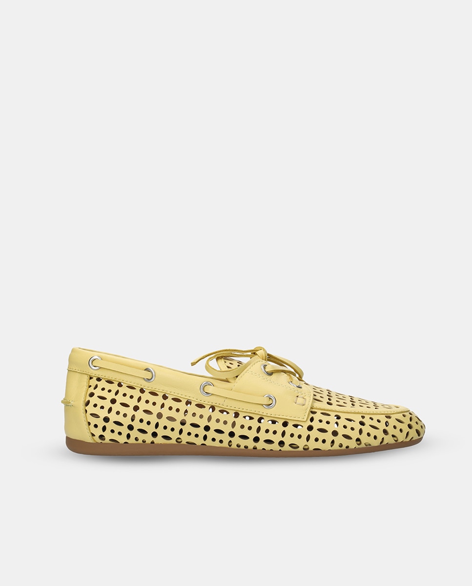 Imagen 0 de Mocasin de mujer en piel calada