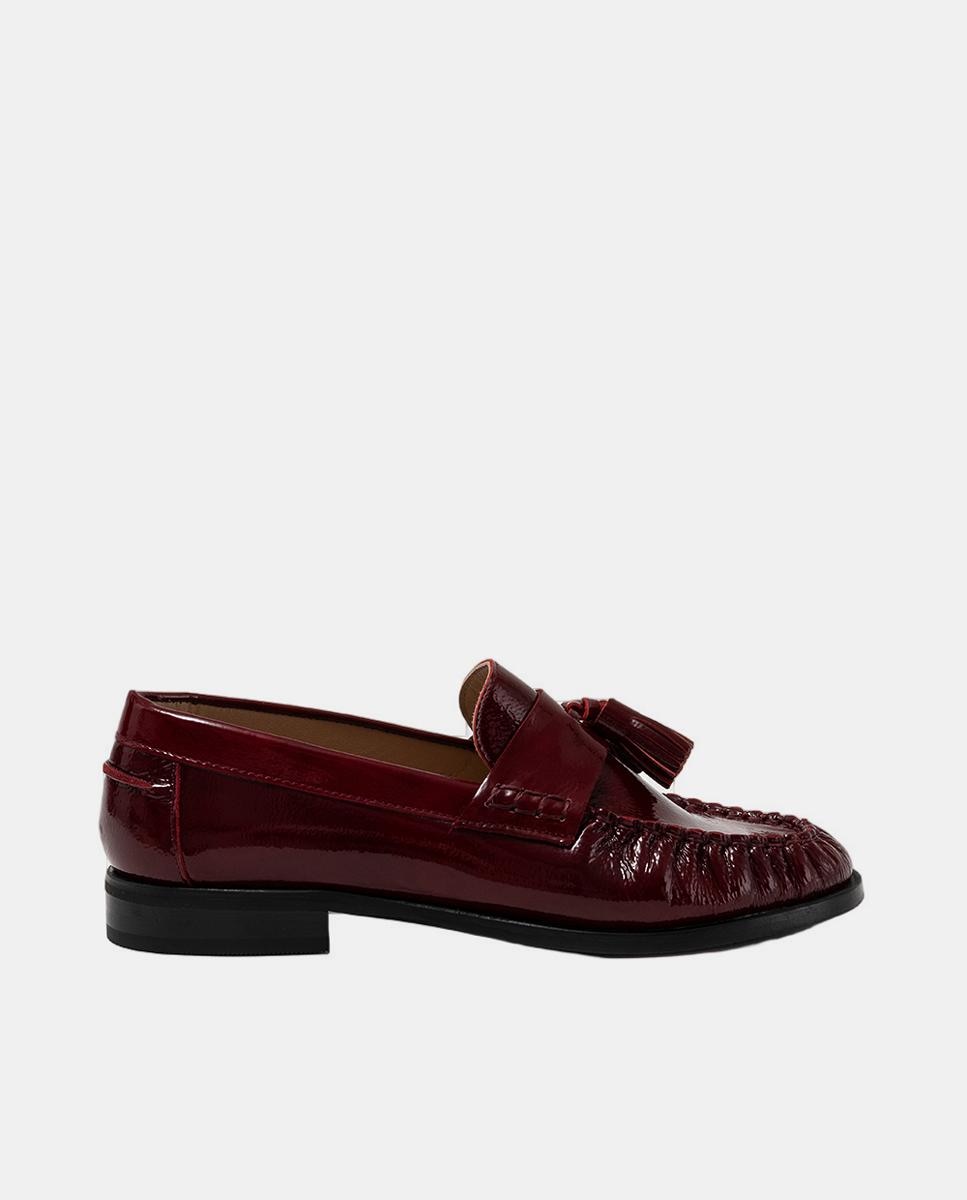 Imagen 0 de Zapatos de mujer tipo mocasin en charol soft