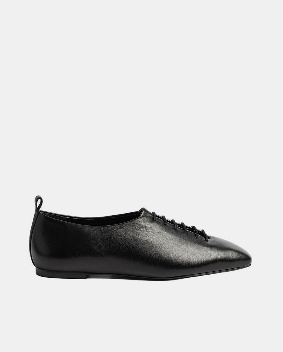 Imagen 0 de Zapatos de mujer tipo blucher y concepto boxing en napa soft