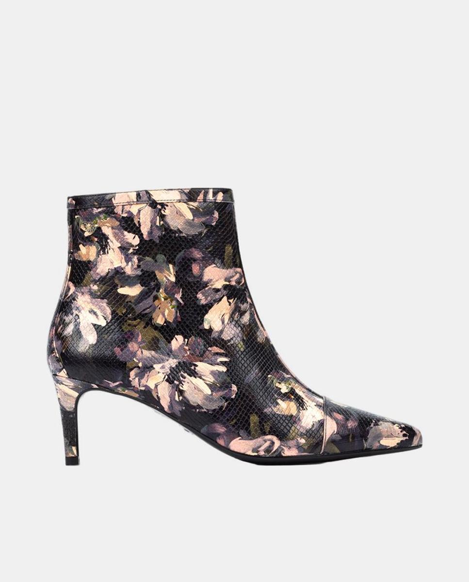 Imagen 0 de Botines de mujer de piel