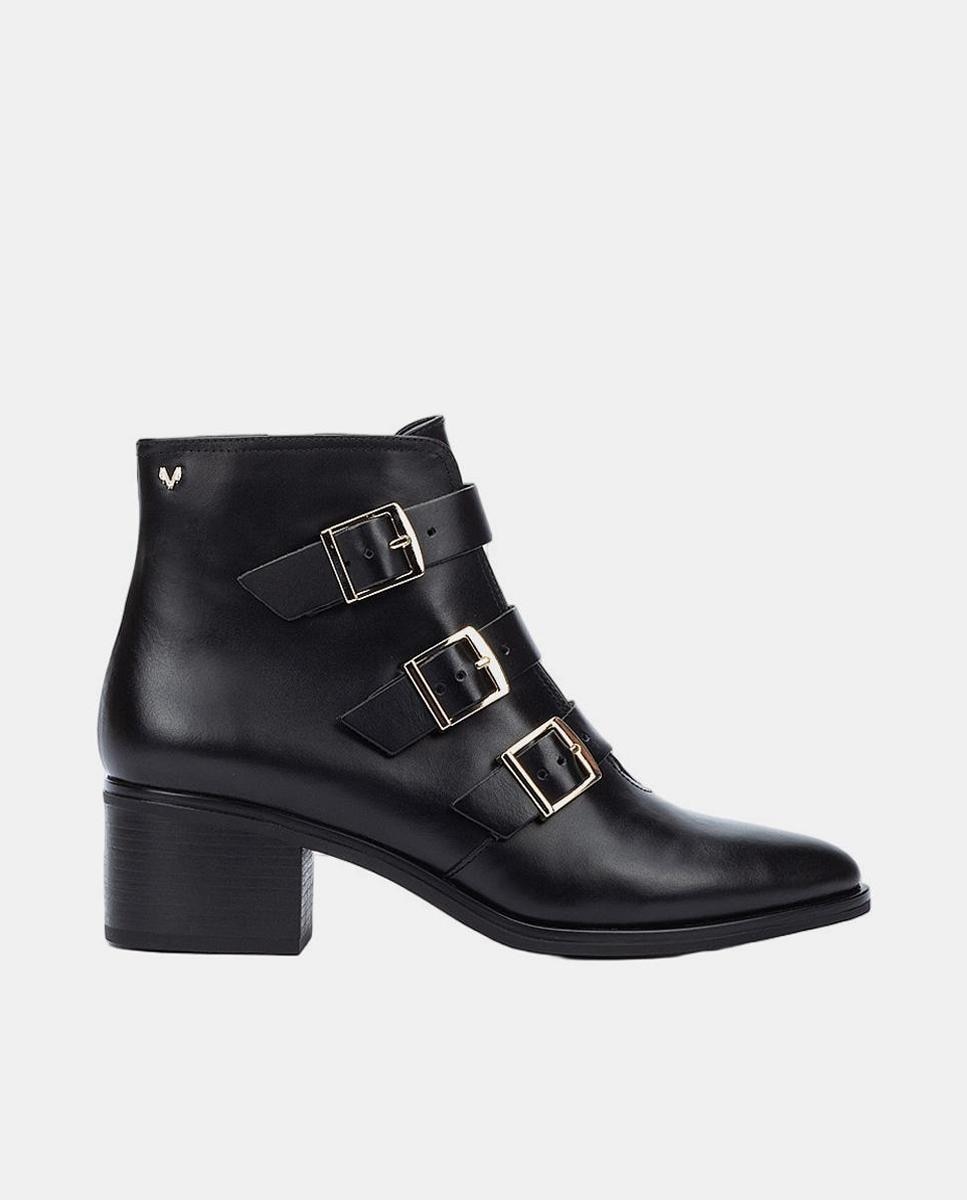 Imagen 0 de Botines de mujer de piel tres hebillas