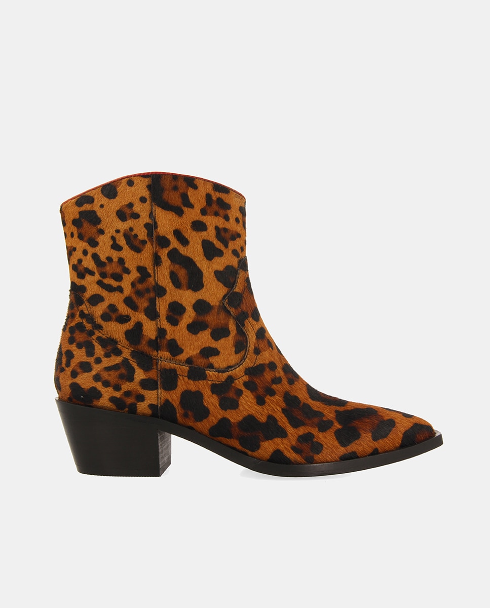 Imagen 0 de Botines mujer piel estampado leopardo tacón bloque