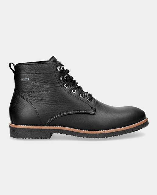 Imagen 0 de Botas de hombre en negro de piel Waterproof caña baja con forro Gore-Tex y logotipo lateral