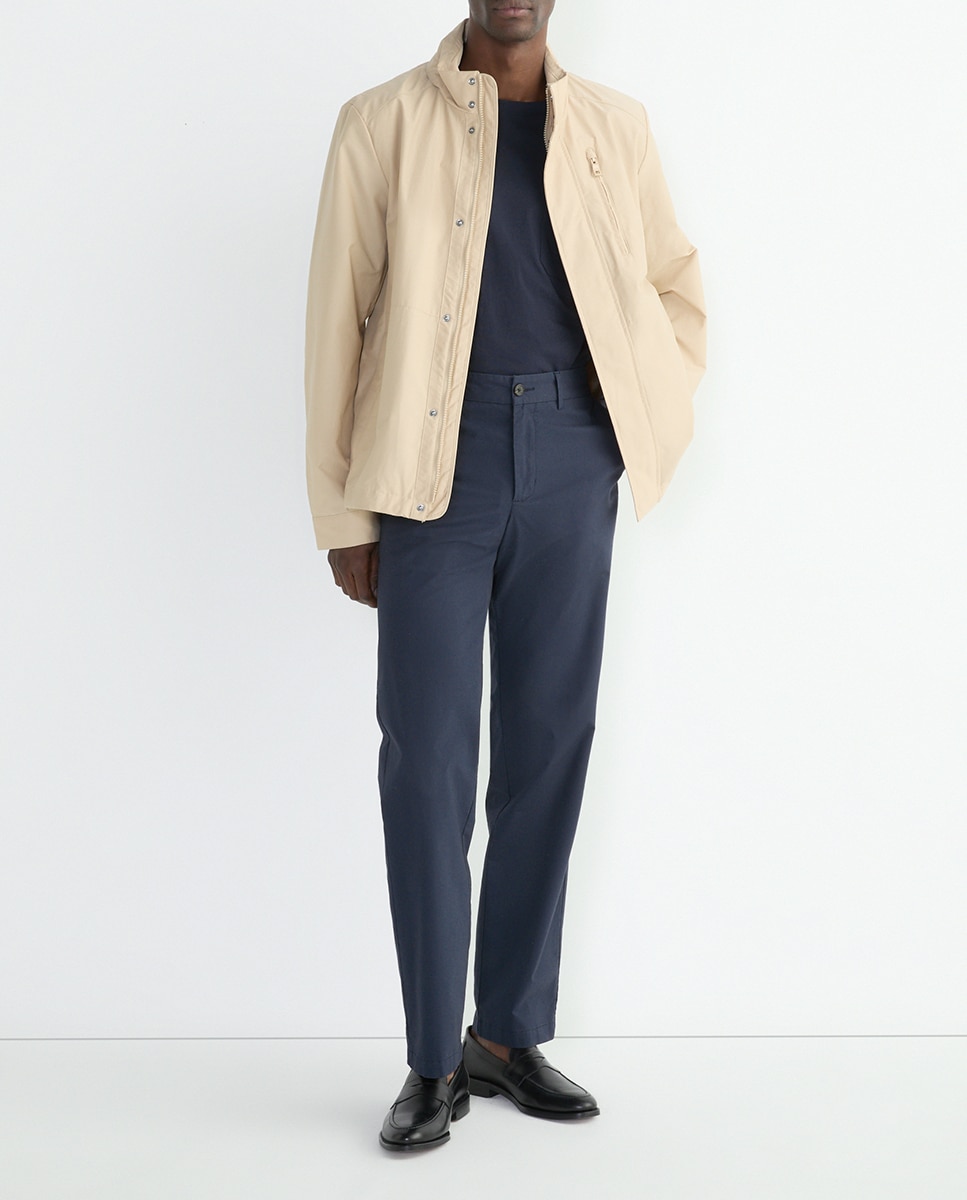Imagen 0 de Chaqueta corta con capucha desmontable de hombre