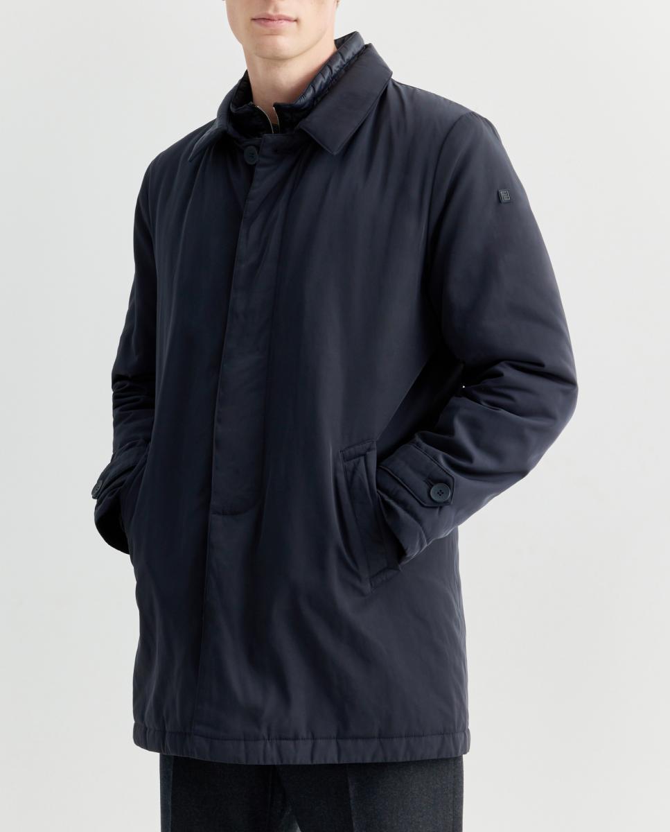 Imagen 0 de Gabardina de hombre con pecherín al tono