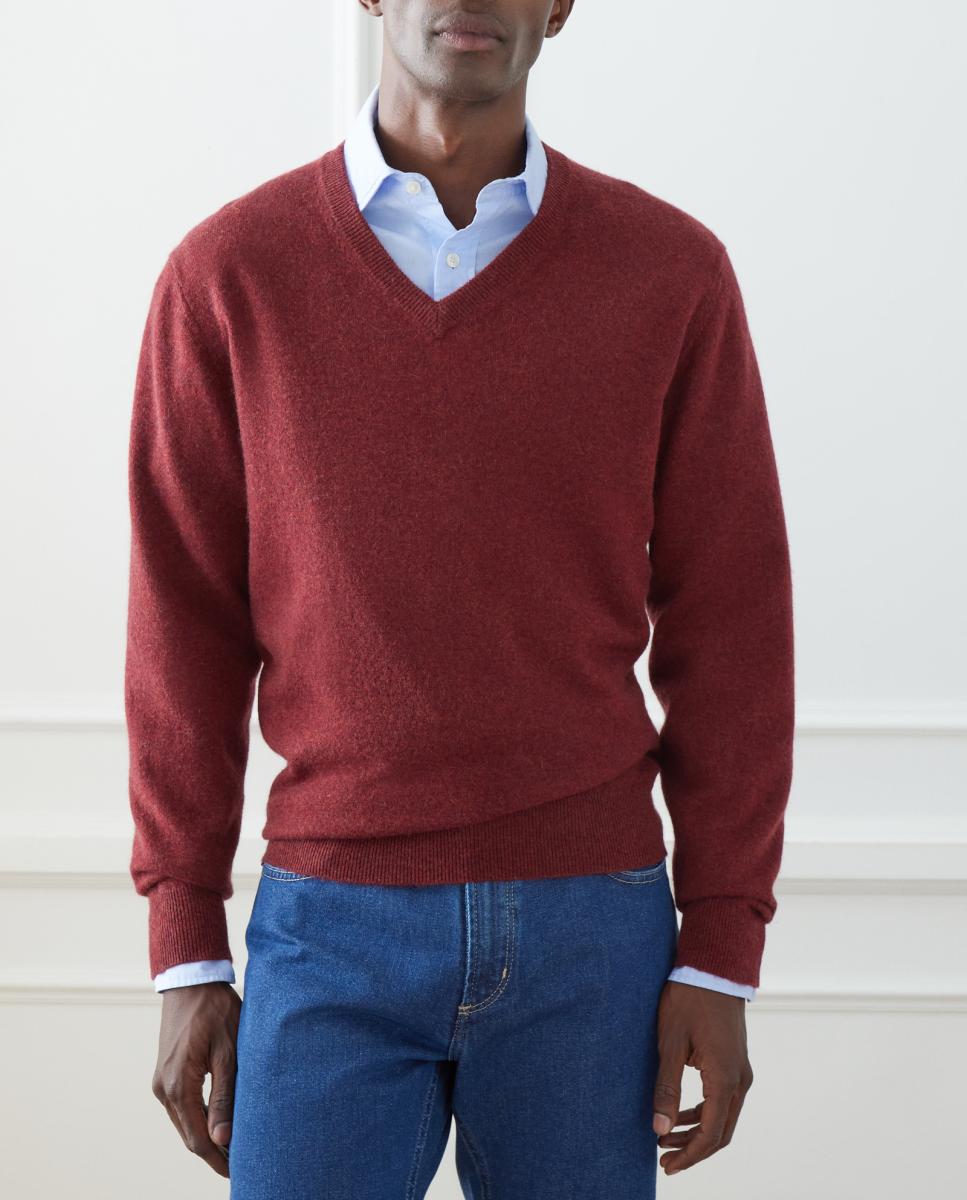 Imagen 0 de Jersey de hombre con el cuello pico liso 100% cashmere