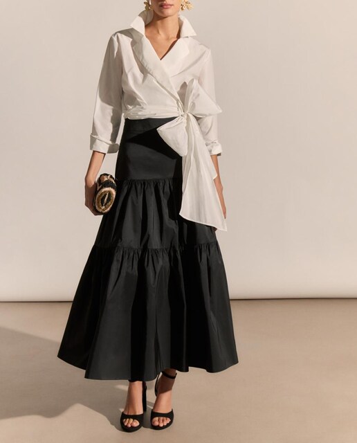 Imagen 0 de Blusa solapas lazo