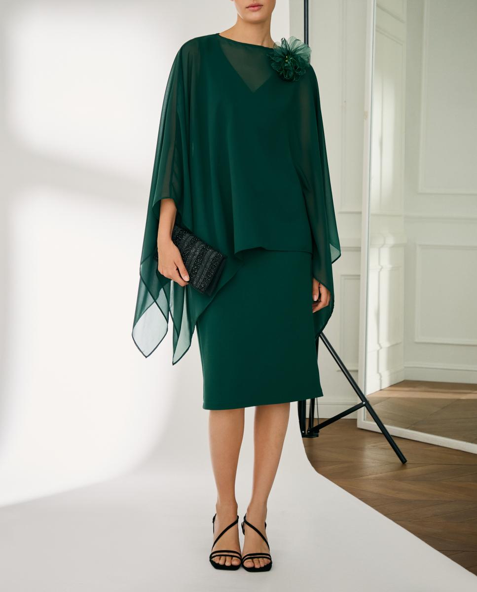 Imagen 0 de Vestido corto sin mangas liso de mujer