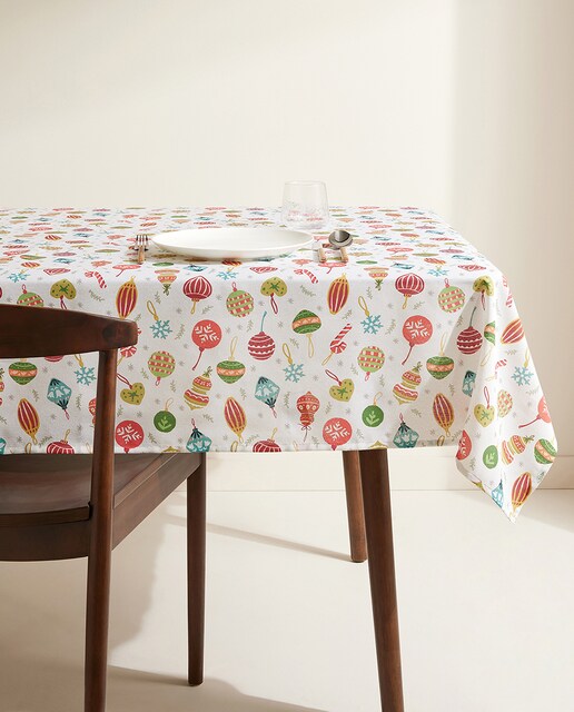 Imagen 0 de Mantel antimanchas resinado navideño Ornament Basics El Corte Inglés