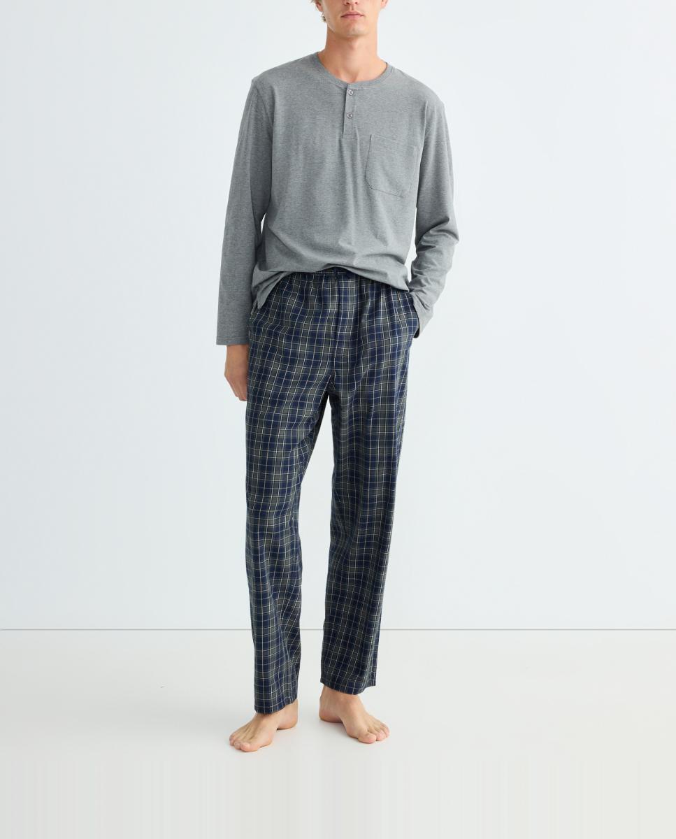 Imagen 0 de Pijama largo mixto franela hombre.