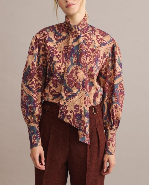 Imagen 0 de Camisa de mujer con lazo