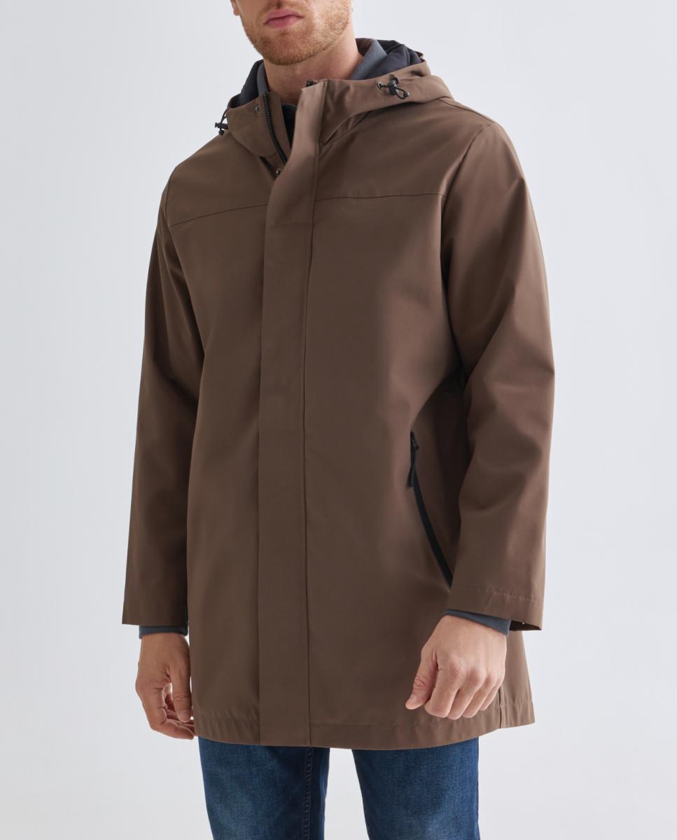 Imagen 0 de Parka hombre técnica con capucha