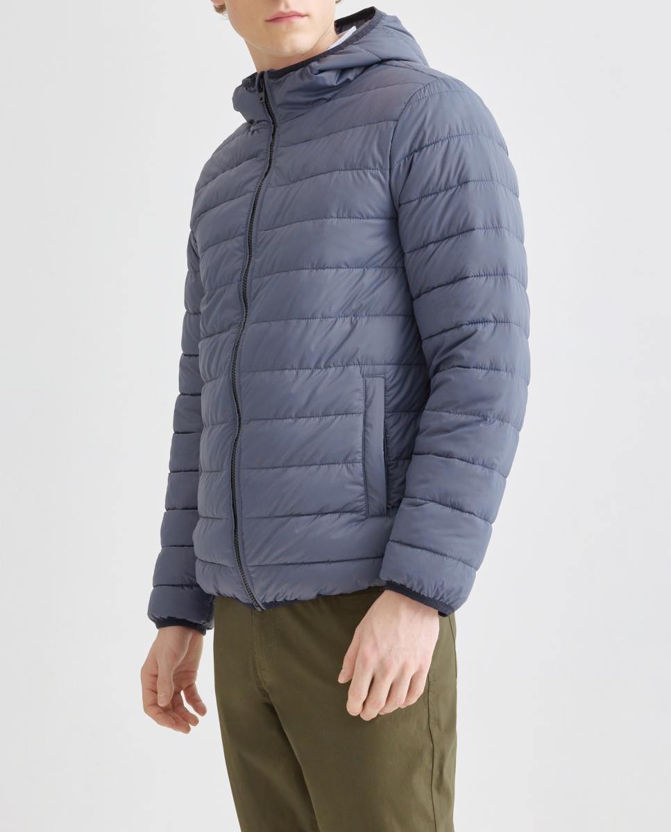 Imagen 0 de Chaqueta hombre ultraligera capucha con relleno reciclado