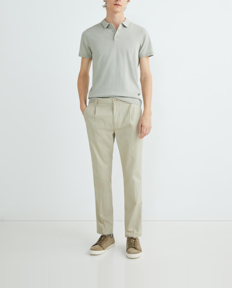 Imagen 0 de Pantalón de hombre chino con pinzas