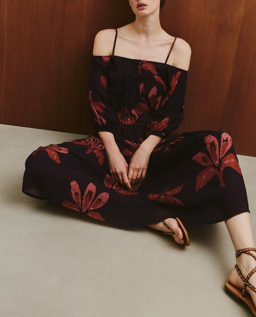 Imagen 0 de Vestido estampado de flores grandes con perlas