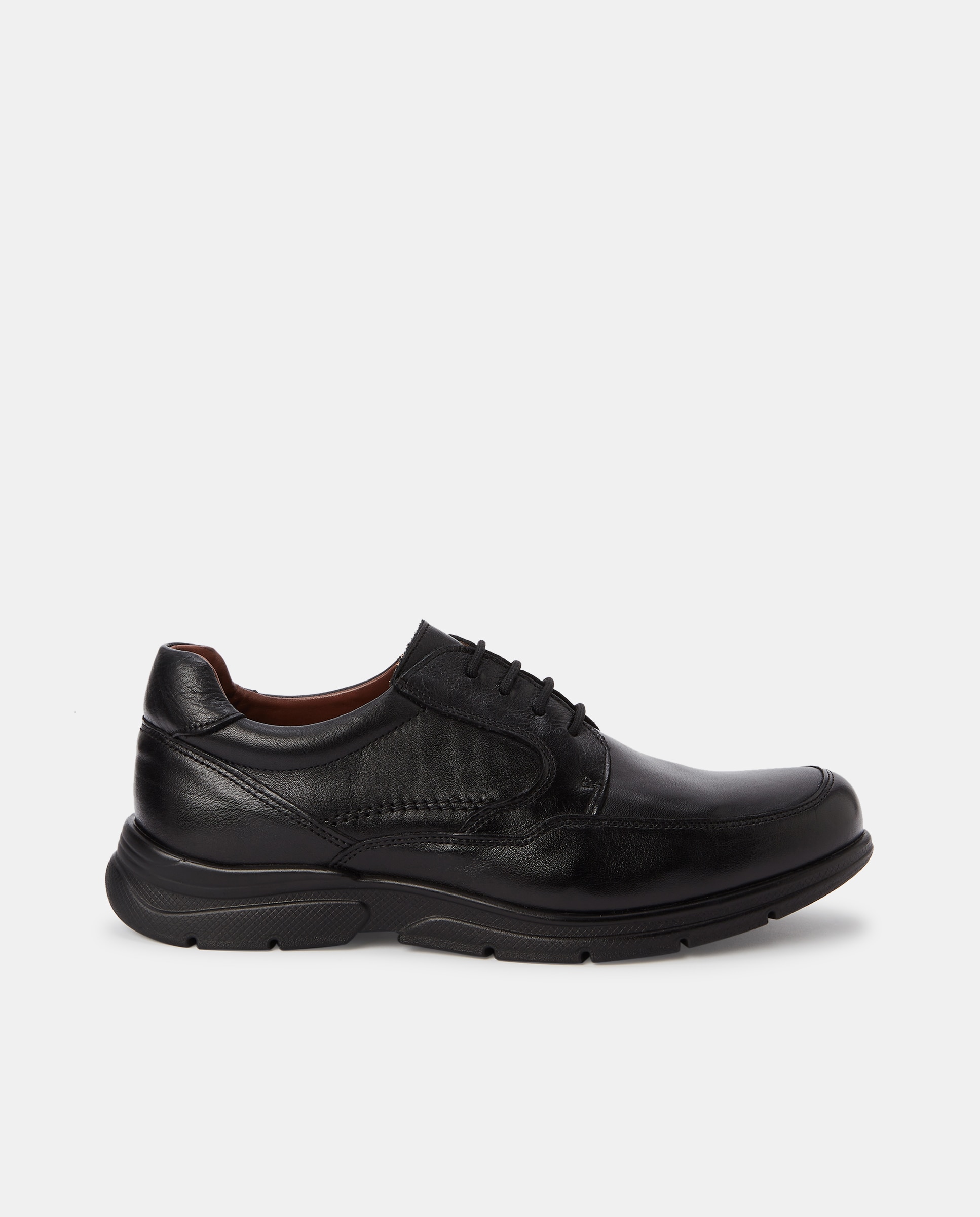 Imagen 0 de Zapato con cierre de cordones ancho especial