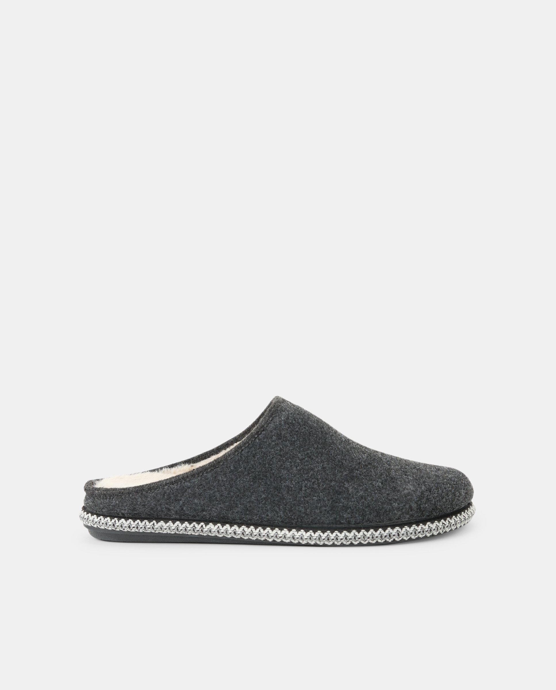 Imagen 0 de Zapatilla abierta fieltro con piso de goma