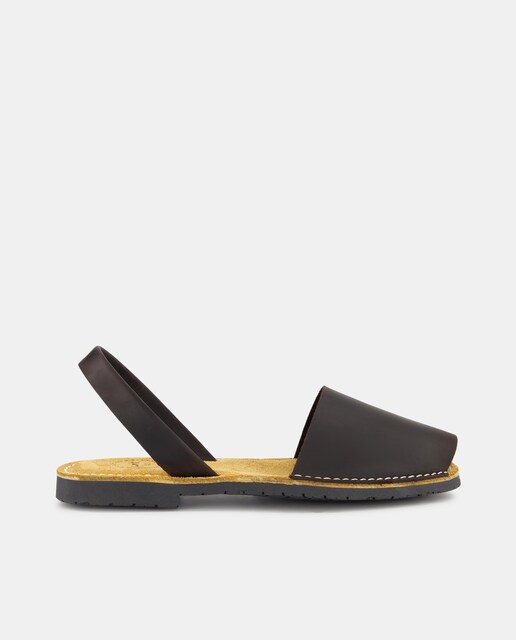 Imagen 0 de Sandalia de hombre albarca menorquina de piel con piso de goma