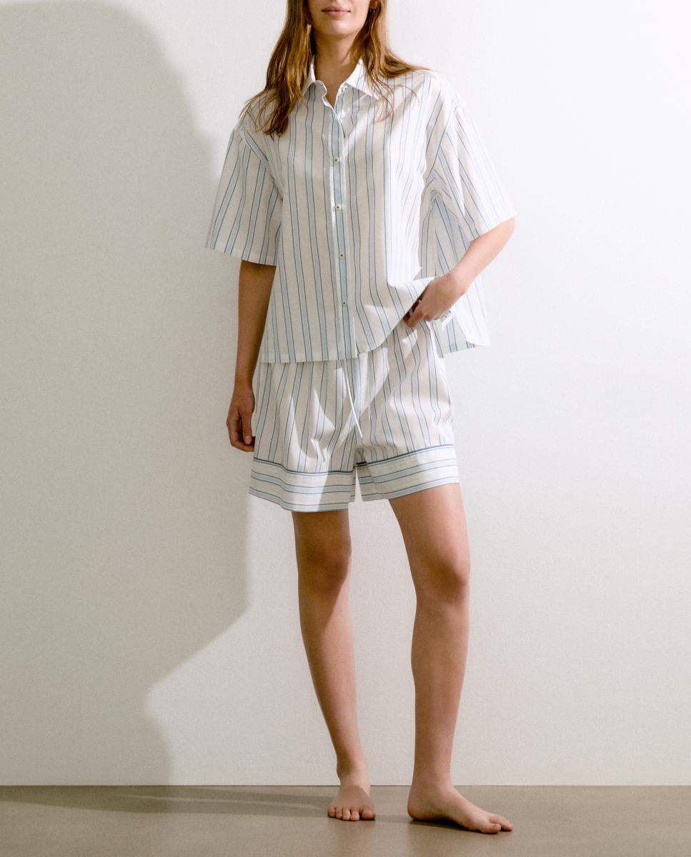Imagen 0 de Pijama camisero corto de rayas de mujer