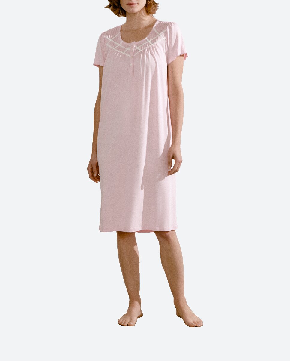 Imagen 0 de Camisón liso tapeta encaje en pechera
