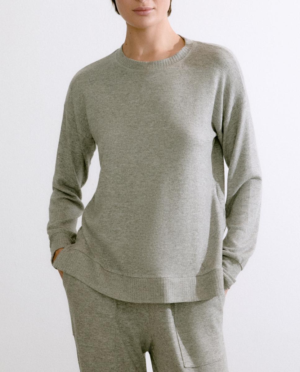 Imagen 0 de Sudadera de mujer con cuello redondo