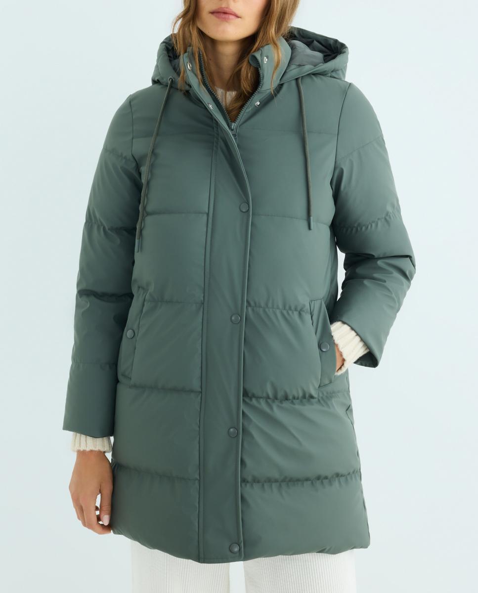 Imagen 0 de Parka de mujer acolchada y engomada