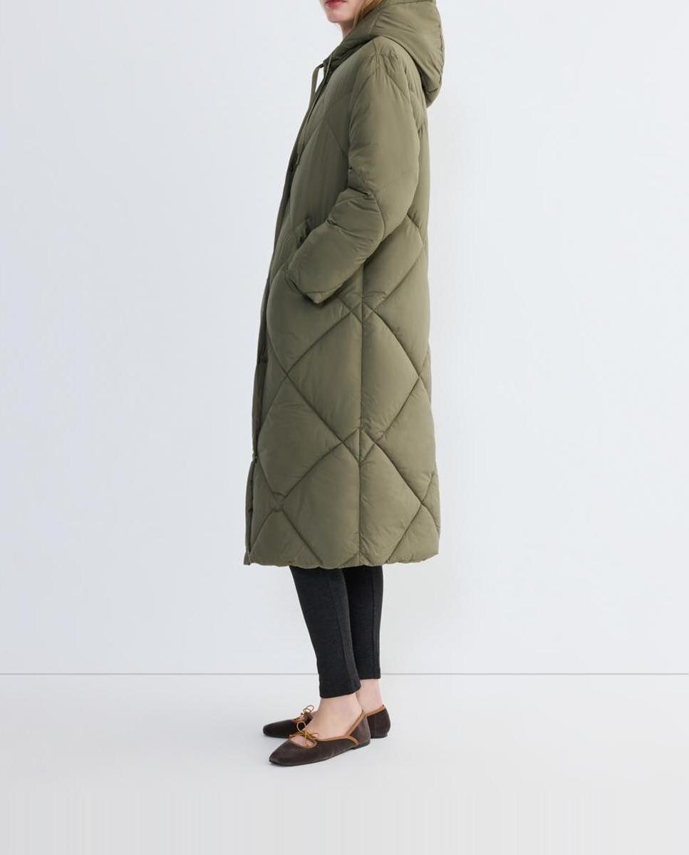 Imagen 0 de Parka de mujer acolchada con capucha