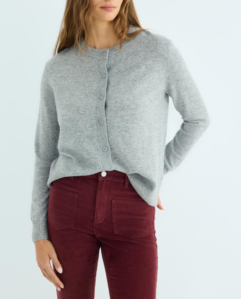 Imagen 0 de Cardigan de mujer cuello caja 100% lana