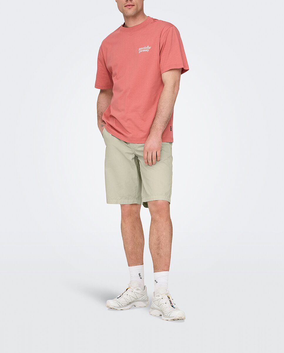 Imagen 0 de Pantalón bermuda de hombre regular fit.