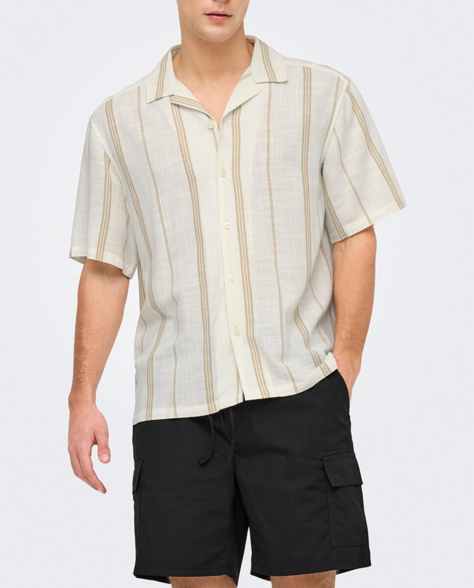 Imagen 0 de Camisa manga corta de hombre loose fit.