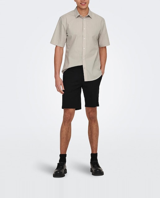 Imagen 0 de Bermuda tipo chino de hombre