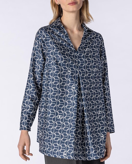 Imagen 0 de Blusa con estampado geométrico de manga larga y cuello camisero