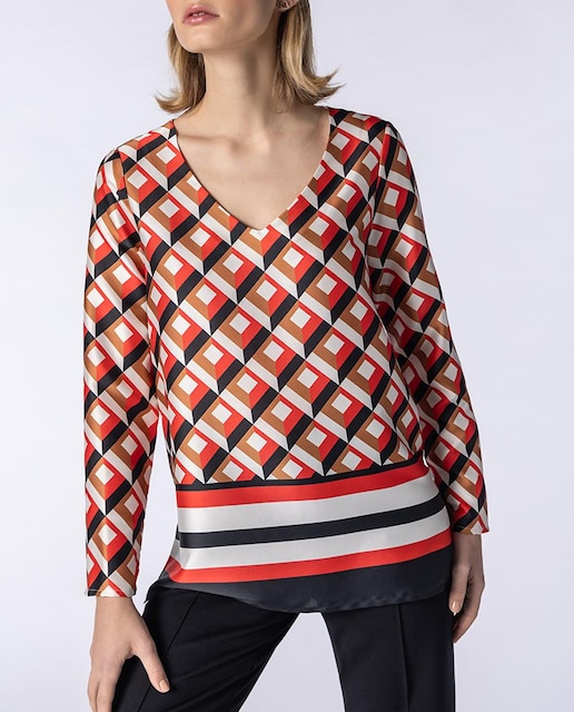 Imagen 0 de Blusa con estampado geométrico de manga larga y cuello pico