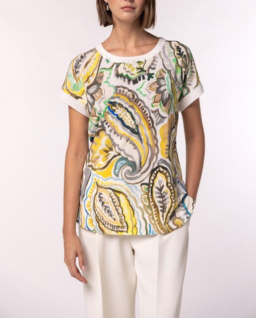 Imagen 0 de Camiseta de mujer con estampado paisley y manga corta japonesa