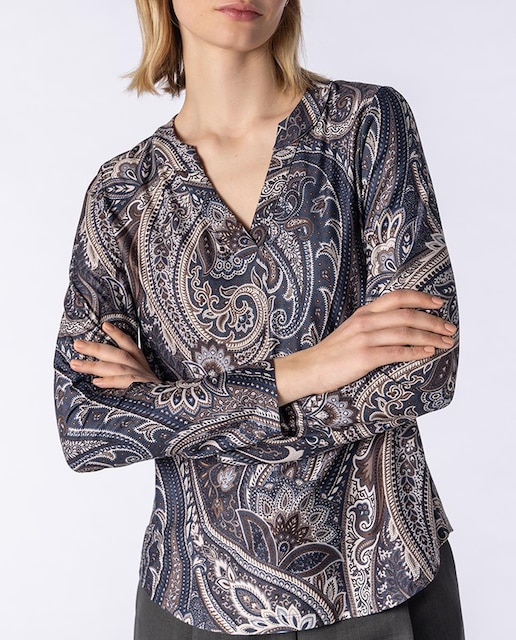 Imagen 0 de Camiseta de mujer con estampado paisley de manga larga