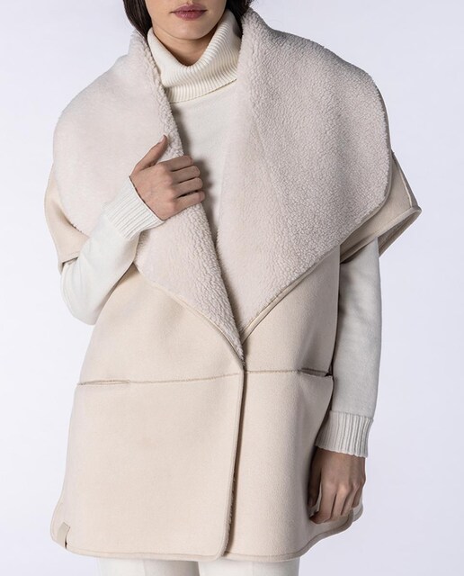 Imagen 0 de Chaleco de mujer de lana con bolsillos frontales