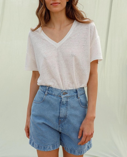 Imagen 0 de Camiseta de mujer cuello pico  manga corta