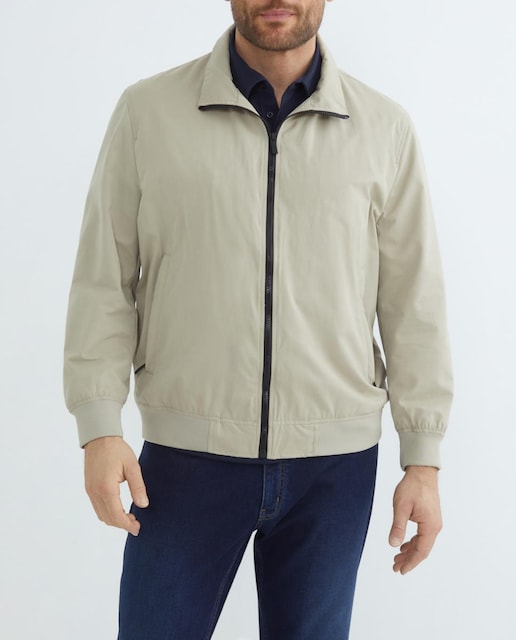 Imagen 0 de Cazadora de hombre,tallas grandes,  tacto peach, tejido repelente al agua