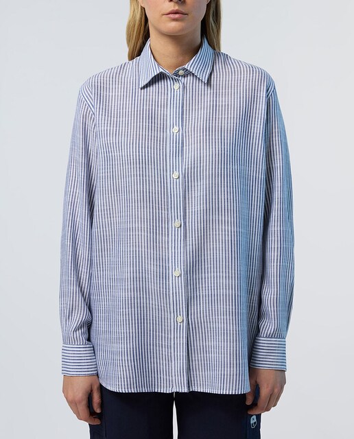 Imagen 0 de Camisa de mujer clásica a rayas