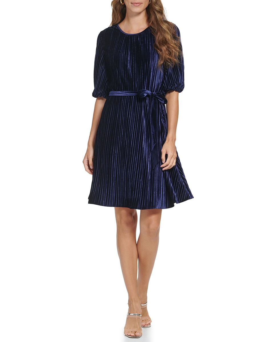 Imagen 0 de Vestido corto con cuello redondo